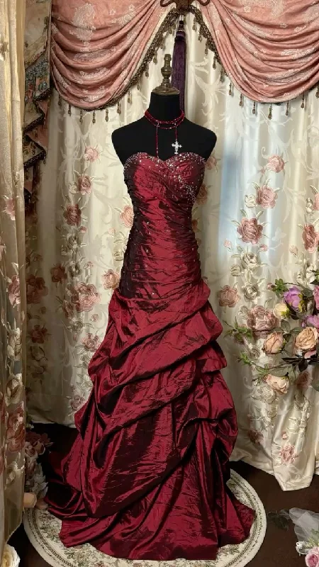 Bell-Sleeve DressRed tube top shiny retro elegant long layered satin ball gown evening dress gh3101