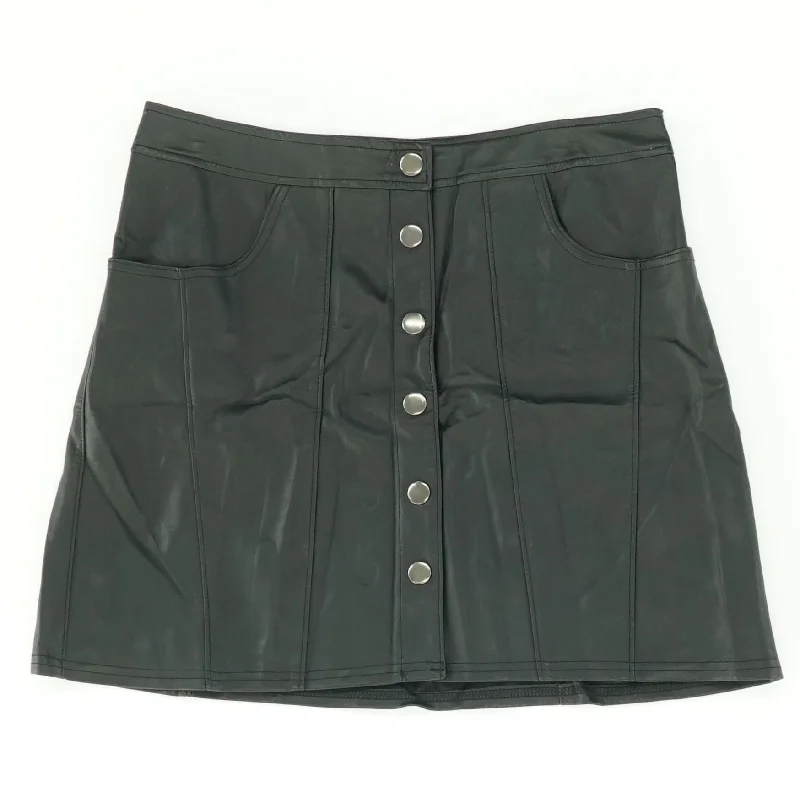 women's floral skirtsBlack Solid Mini Skirt