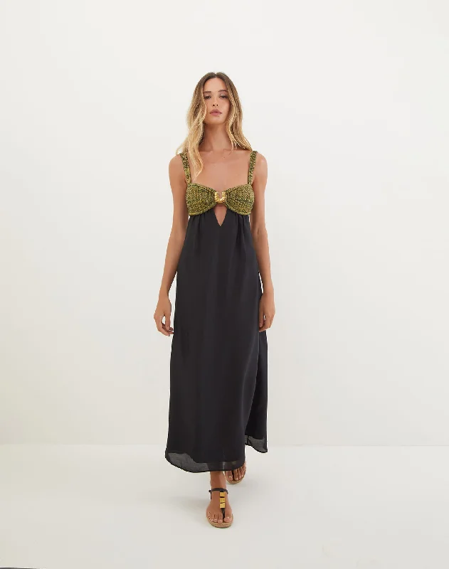 Backless DressAria Long Dress - Black