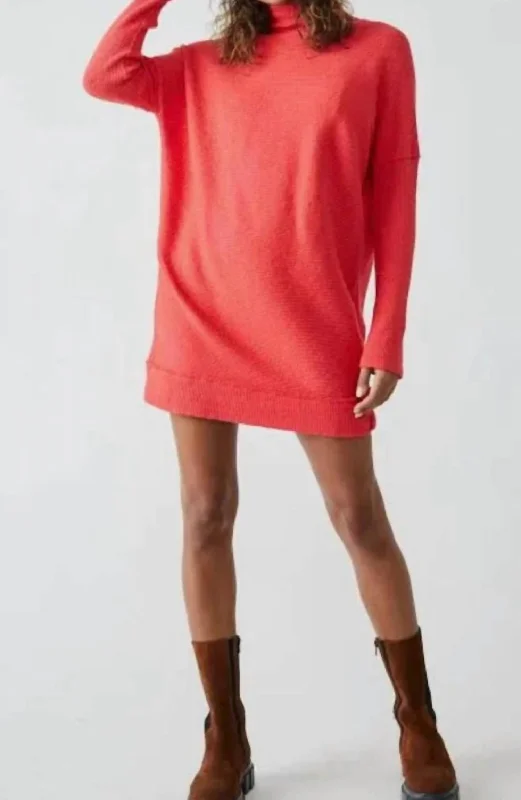 Fitted High-Quality Wool SweatersCasey Tunic Sweater In Fiery Red